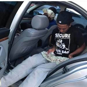 Meet your Posher, Ynw